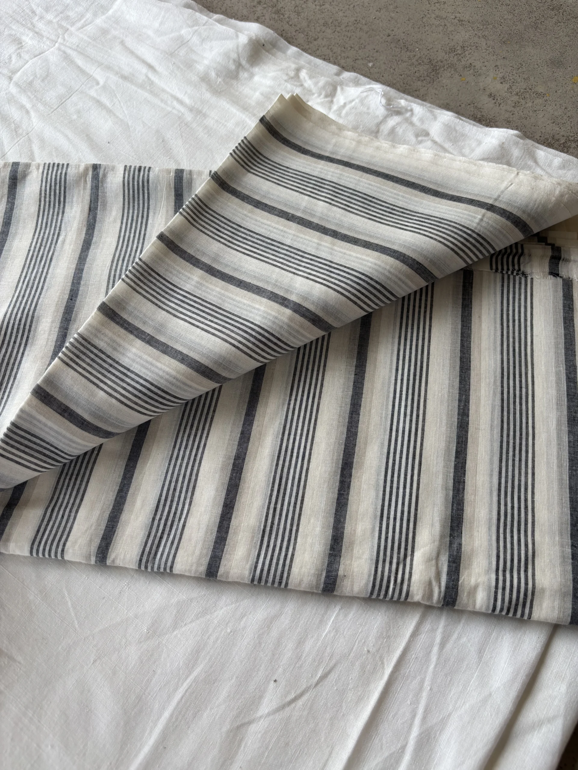 handwoven black &white cotton stripe - Image 2