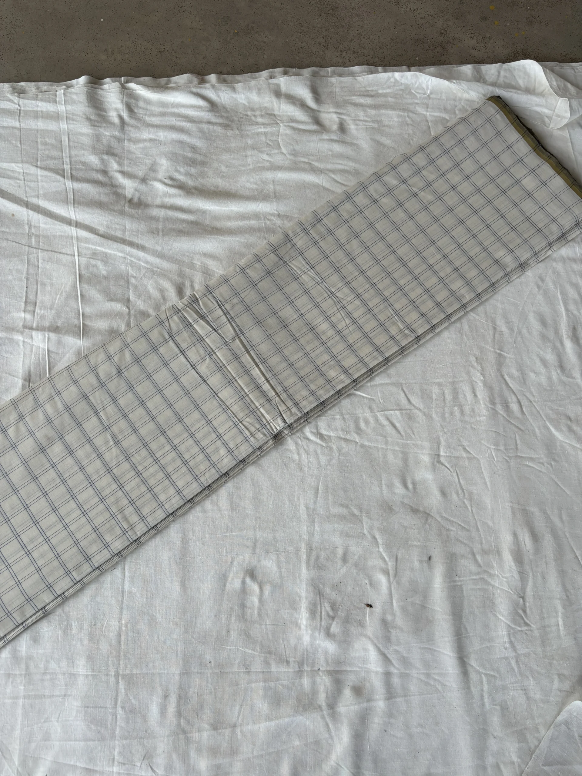 handwovenb blue &white check